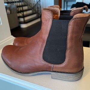 Women Ankle Boots - Hibou Brand - Size 38.5 (US 7.5-8)